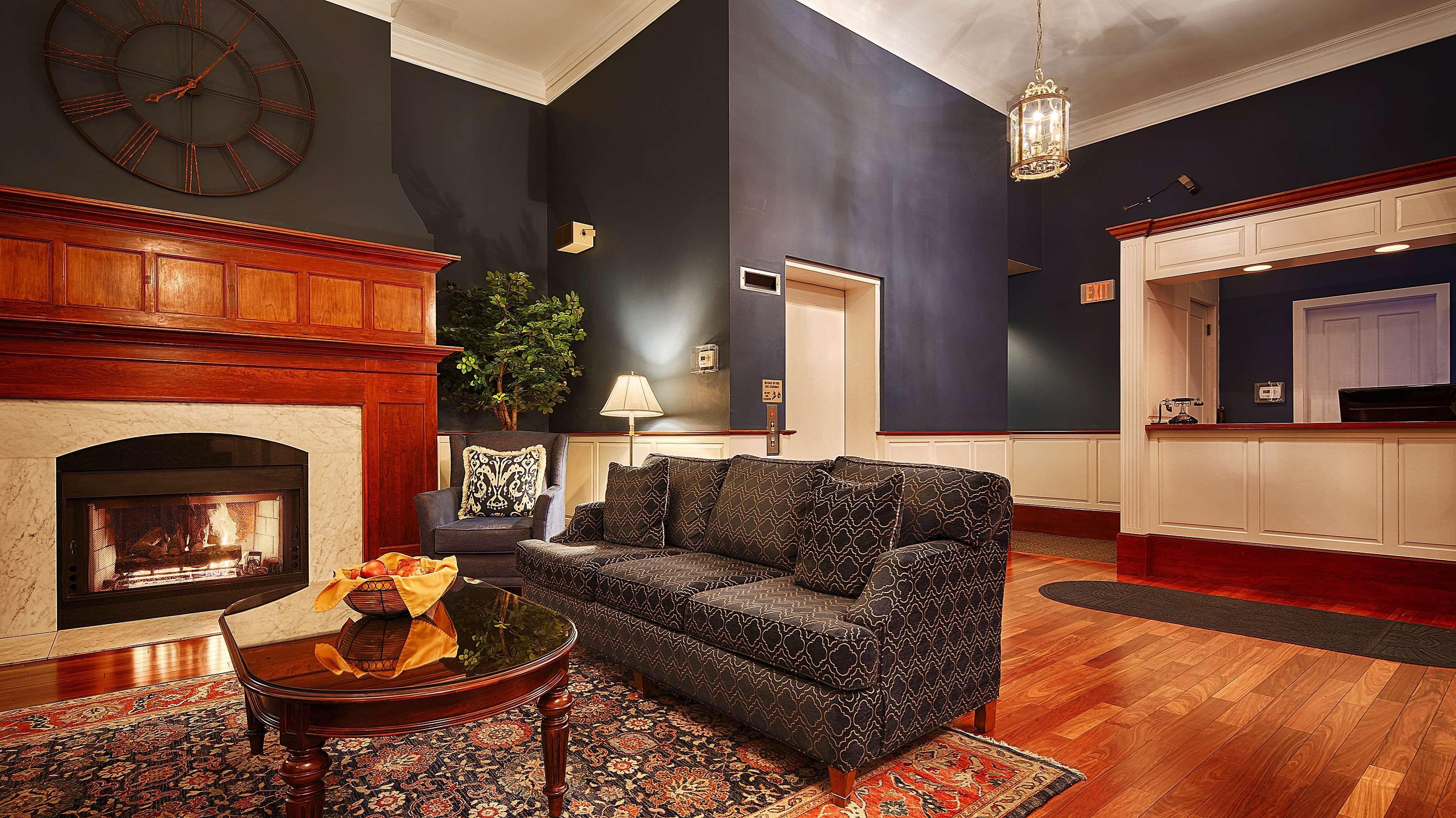 Independence Park Hotel, Premier Collection