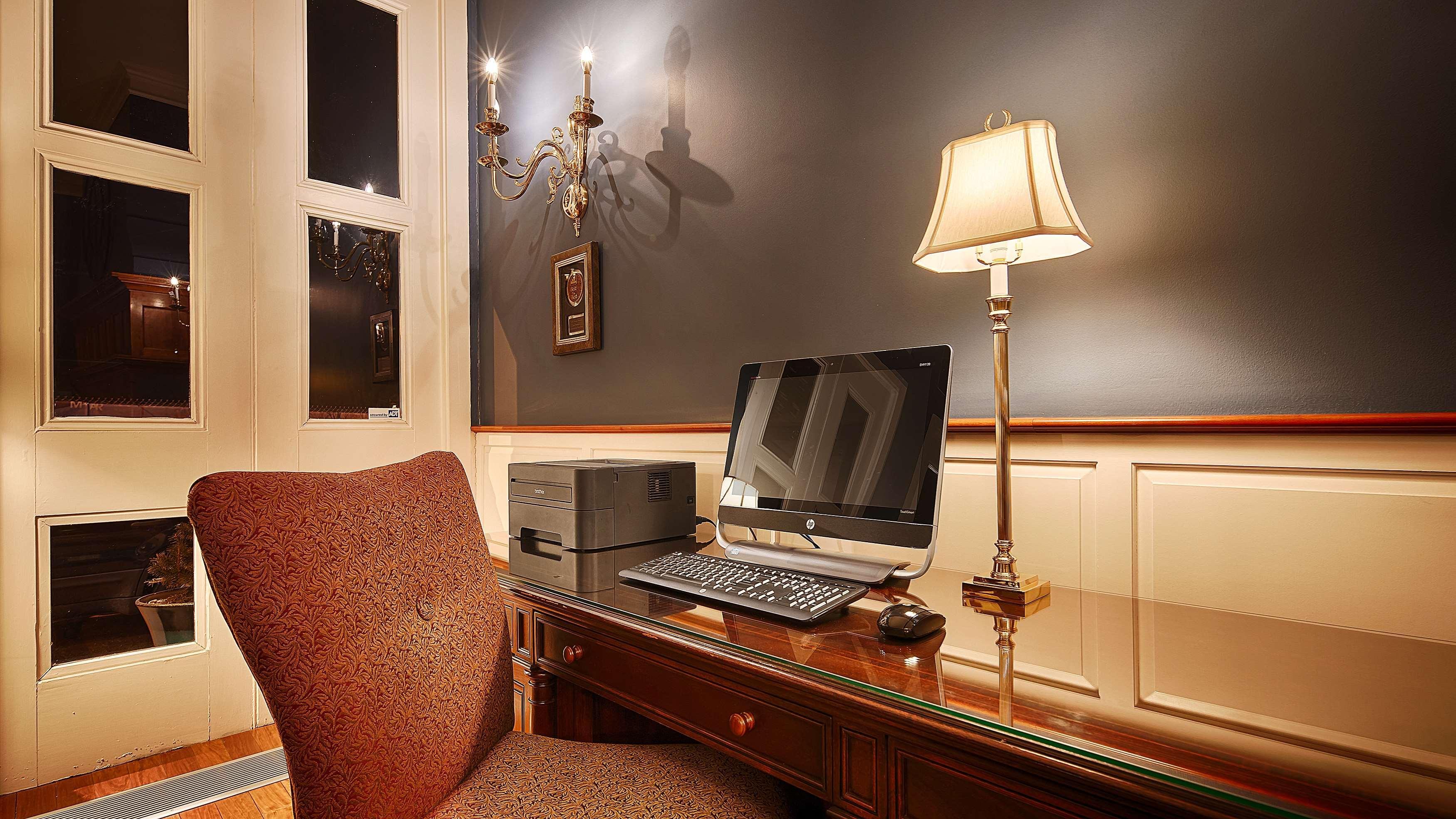 Independence Park Hotel, Premier Collection Hotel 3*